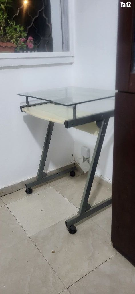 שולחן מחשב
