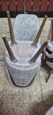כסאות