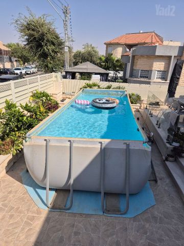 בריכת שחייה bestway