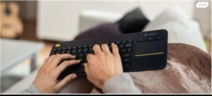מקלדת Logitech K400 Plus