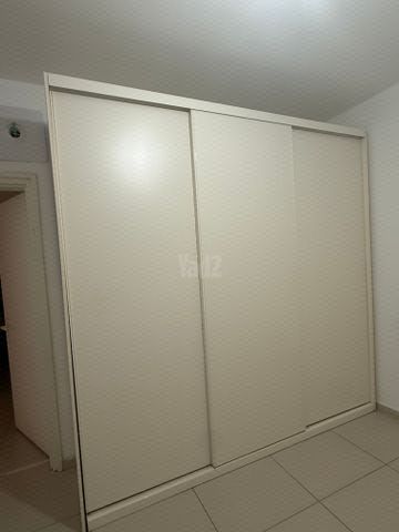 ארון ו2 כורסאות