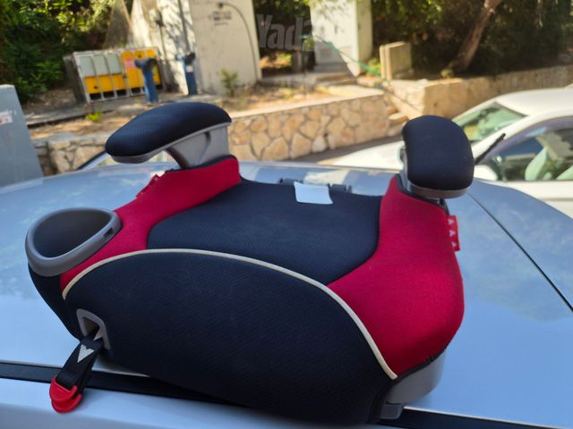 בוסטר