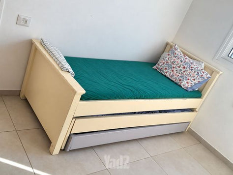 מיטת נוער