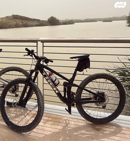 2022 TREK FUEL EX 9.7