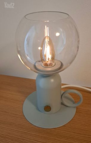 מנורת שולחן IKEA ÅSKMULLER