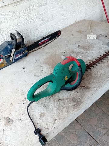 מגזמת חשמלית