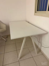 שולחן