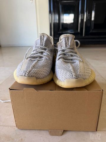 נעליי אייזי (yeezy boost 350)