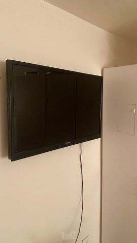 טלויזיה philips  32 אינץ