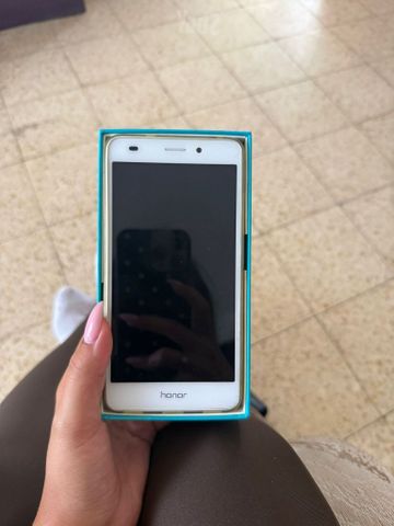טלפון