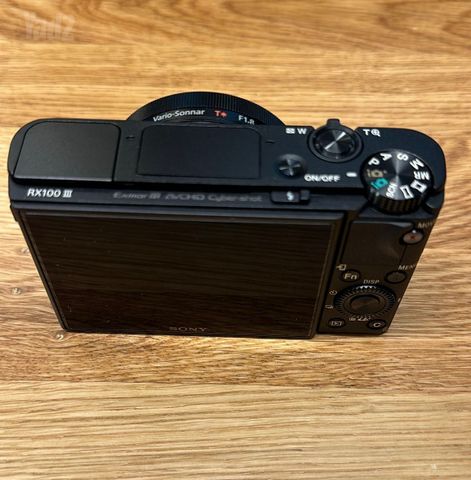 מצלמת Sony rx100III