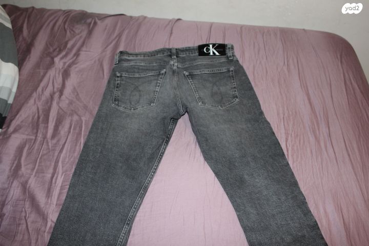 גינס calvin klein לגבר