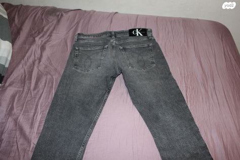 גינס calvin klein לגבר