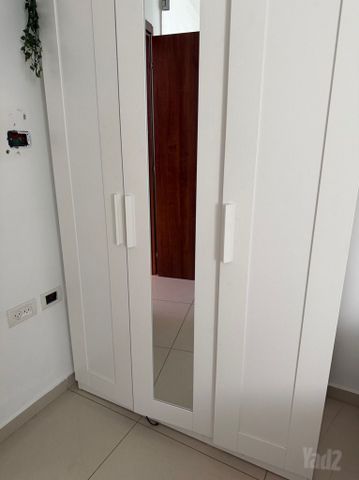 ארון בגדים