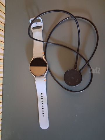 Galaxy watch fe שעון חכם