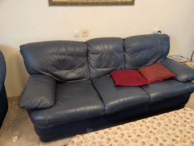 ספה תלת מושבית