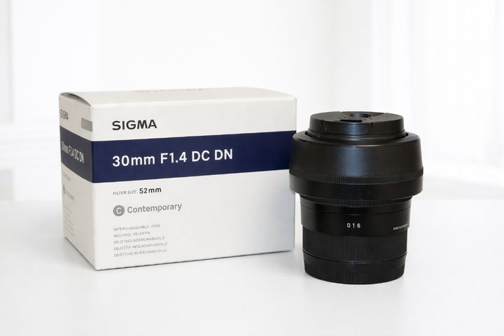 עדשת sigma 30mm DC DN לסוני