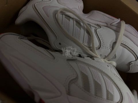 נעלי ריצה,ADIDAS
