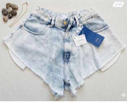שורט נשים Bershka