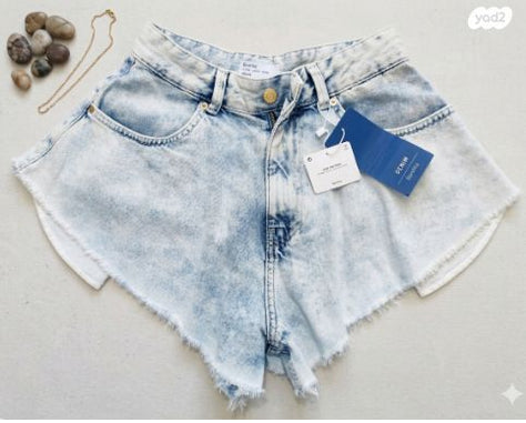 שורט נשים Bershka