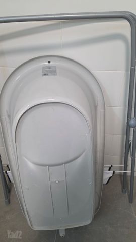 אמבטיה לתינוק