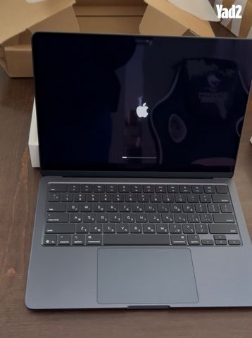 מקבוק M4 256gb