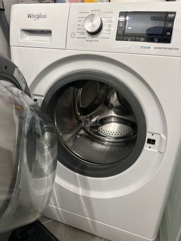 מכונת כביסה whirlpool