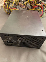 ספק כוח 1650w של Zumax