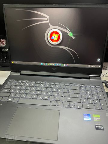 LAPTOP i7-13700H RTX 4060