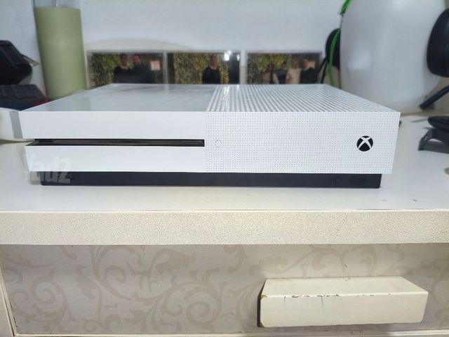 Xbox one s
