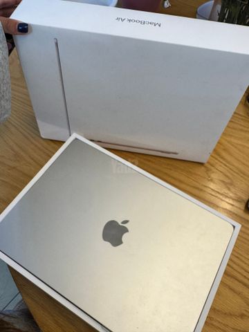 MacBook Air13 m'3