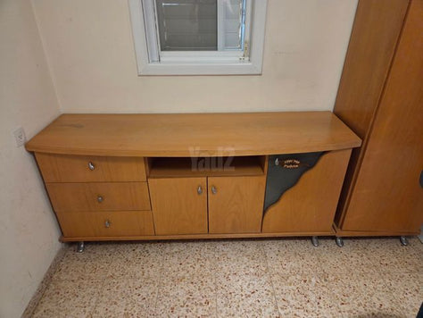 ארון ושידה