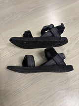 סנדלי שורש