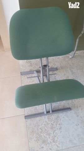 כיסא ברכיים