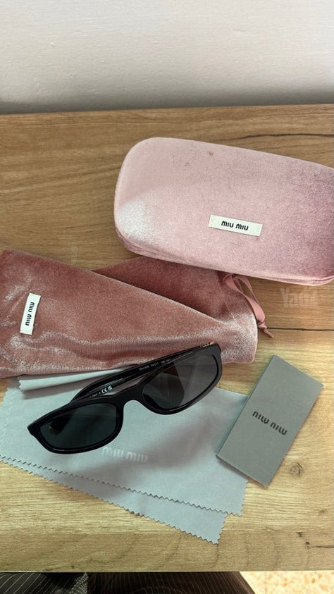 משקפי שמש miu miu