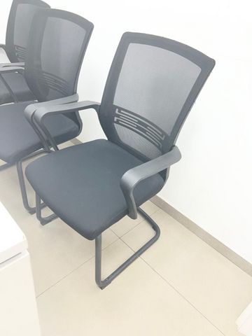 כסאטת משרד
