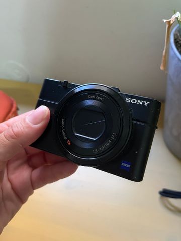 מצלמה Sony rx100 ii