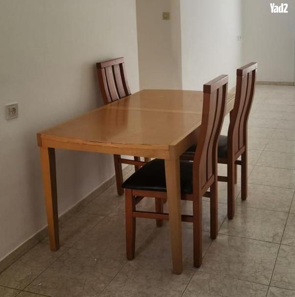 שולחן אוכל