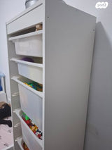 אחסון למשחקים עם מגירות