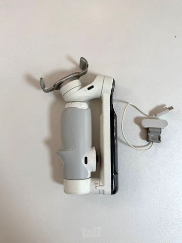 Insta360 Flow + Spotlight