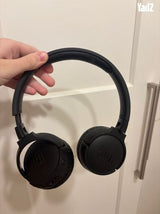 ‏אוזניות JBL