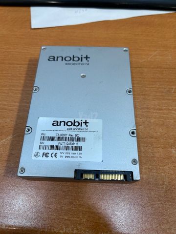 דיסק קשיח / SSD