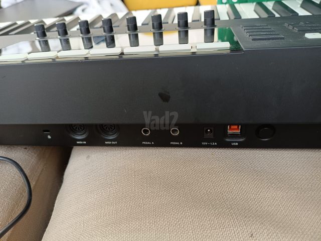 מקלדת שליטה Komplete S88