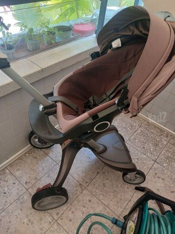 עגלת תינוק