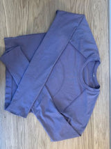 חולצה של lululemon