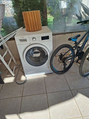 מןצרי חשמל