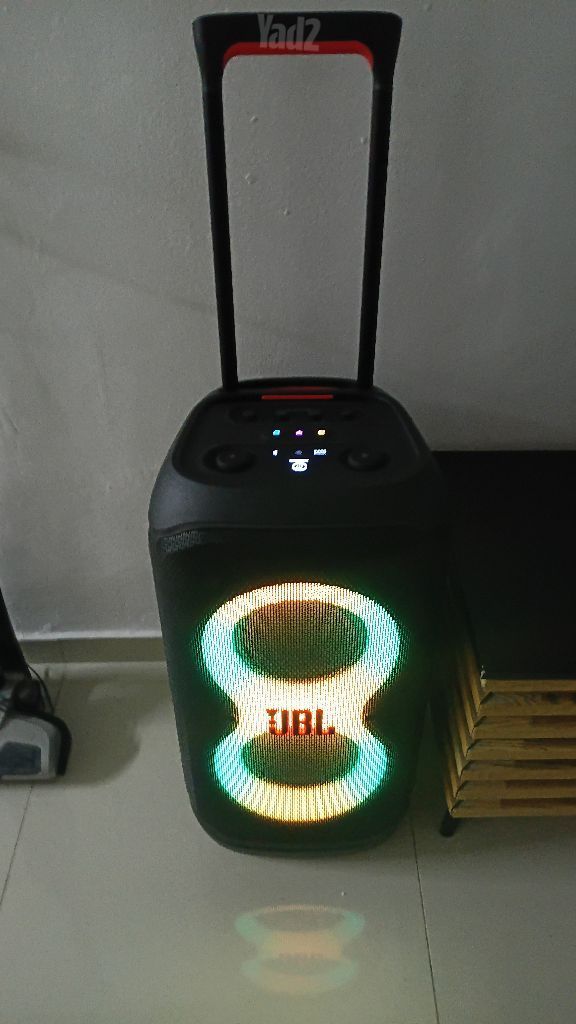 Jbl partibox 320