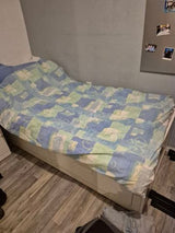 מיטה עץ עם מזרן