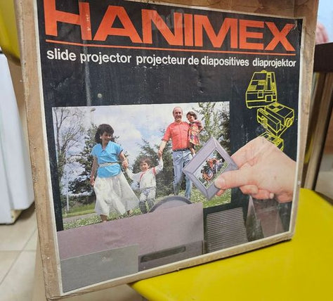 מקרן שקופיות AHANIMEX