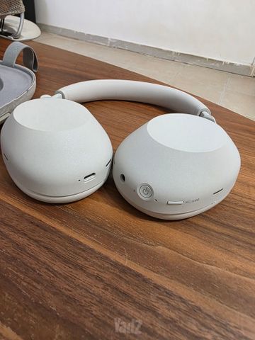 אוזניות SONY XM6s
